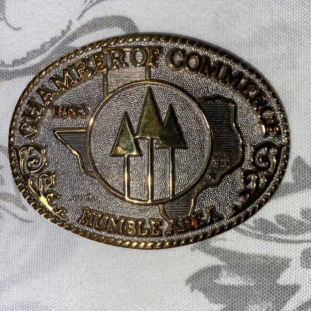1983 Belt Buckle 24 KT GP‎ Vintage Chamber of Commerce Humble
Area TX.